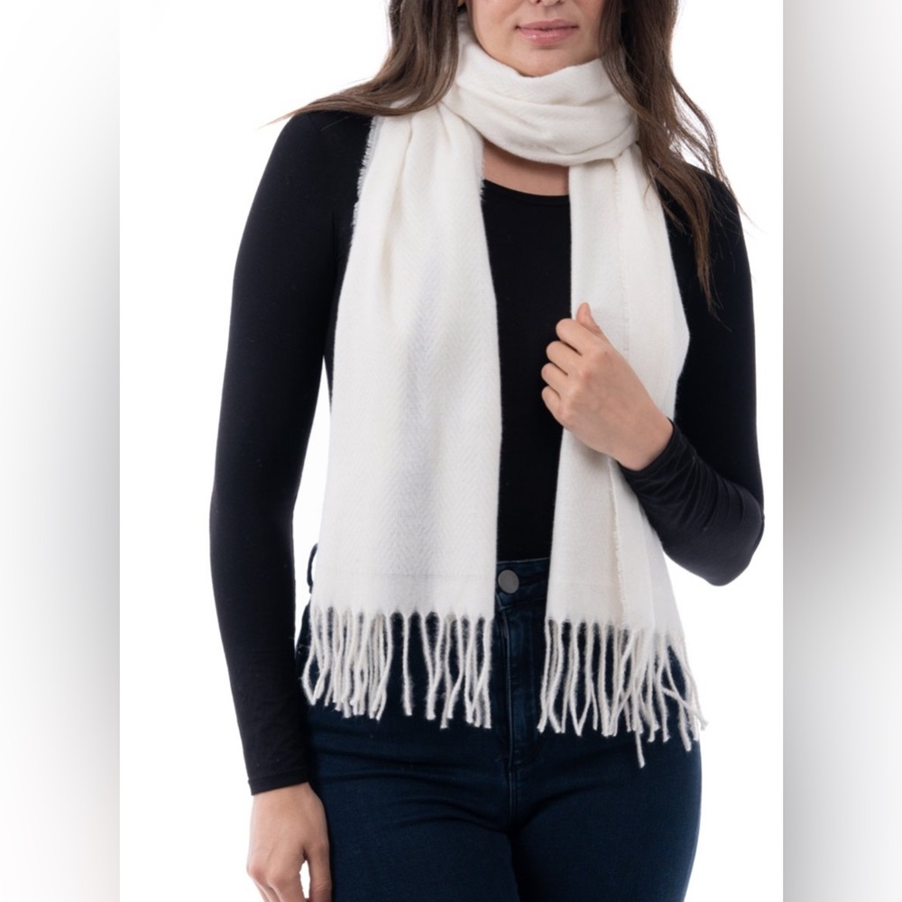 Knit Scarf with fringe details Ivory/Off White 7X58 inches approximately